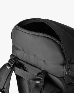 Mochila Cargueira Galapagos Charger Preta 50 L