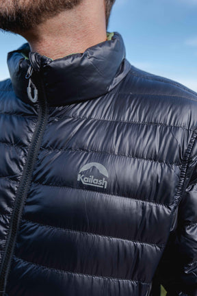 JAQUETA PUFFER DUPLA FACE PLUMA GANSO MASCULINO PRETO/VERDE