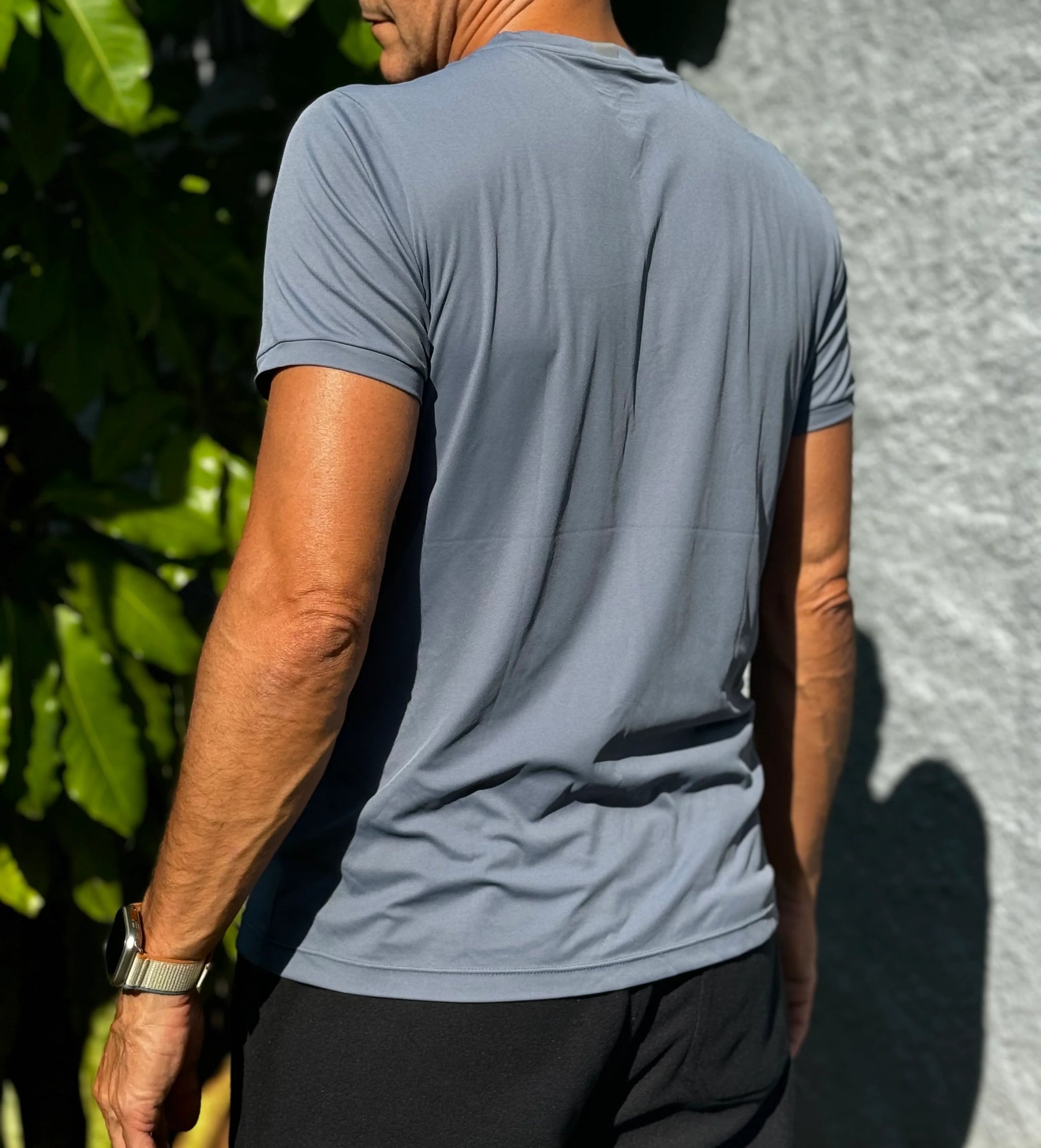 CAMISETA RUNNING BASIC MASCULINO CINZA